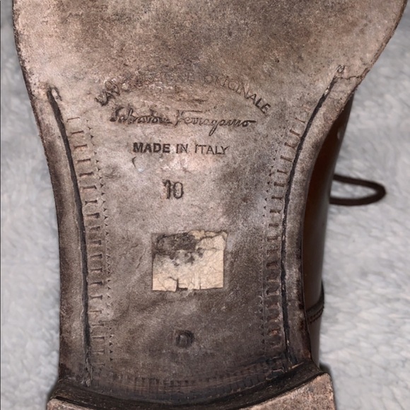 *Vintage Ferragamo Men’s size 10! Brown leather Oxfords!* - Picture 2 of 2